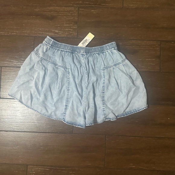 Light Blue Denim Shorts skirts light denim flowy and comfortable skort - Picture 3 of 4